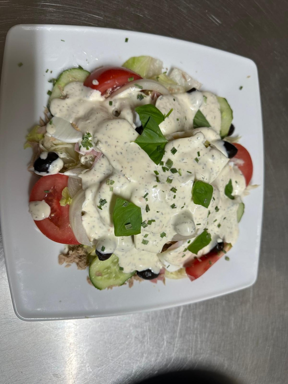 Salat mit Dressing